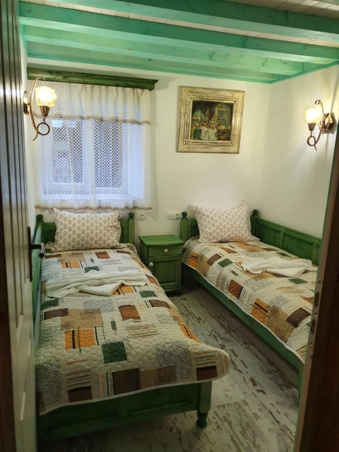 Kashtata s Paraklisa Borovo  Bagian luar foto